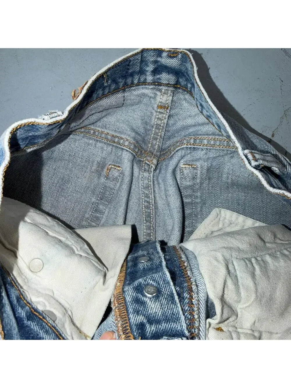 Levis 501 Vintage 90s USA XX Straight Leg Jeans Blue Light Wash 29x32 Act 28x28
